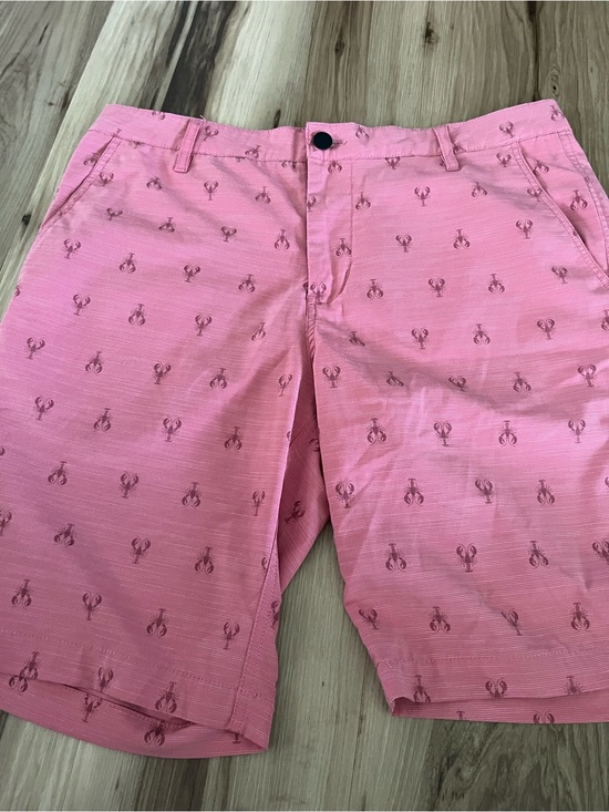 Berkley Jensen Other - Berkley Jensen W34 Pink Stretch Mens Lobster Shorts.